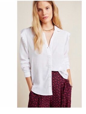 Anthropologie Cloth & Stone Ruffle
Button Down size M
